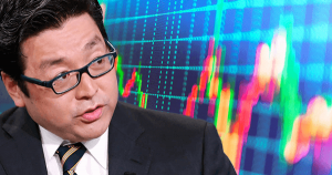 著名アナリストTom Lee氏、昨年の仮想通貨ビットコイン価格予想を外した理由を明かす