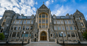 リップル社のブロックチェーン研究プログラム、新たにジョージタウン大学含む11校が参加