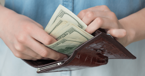 キャッシュレスのメリットは？現金払いは損！？