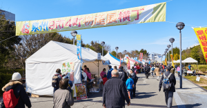 NTT西日本、ドコモ、pringなど、KIX泉州国際マラソン「9市4町物産展横丁エリア」におけるキャッシュレスサービスを開催