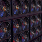中国の地方警察、約7000台の仮想通貨マイニング機器を押収 電力盗難の取締り強化で